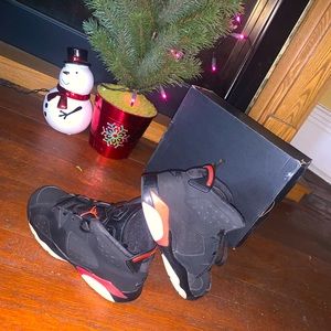 Jordan 6 Infared Retro Size 2Y (Ps)